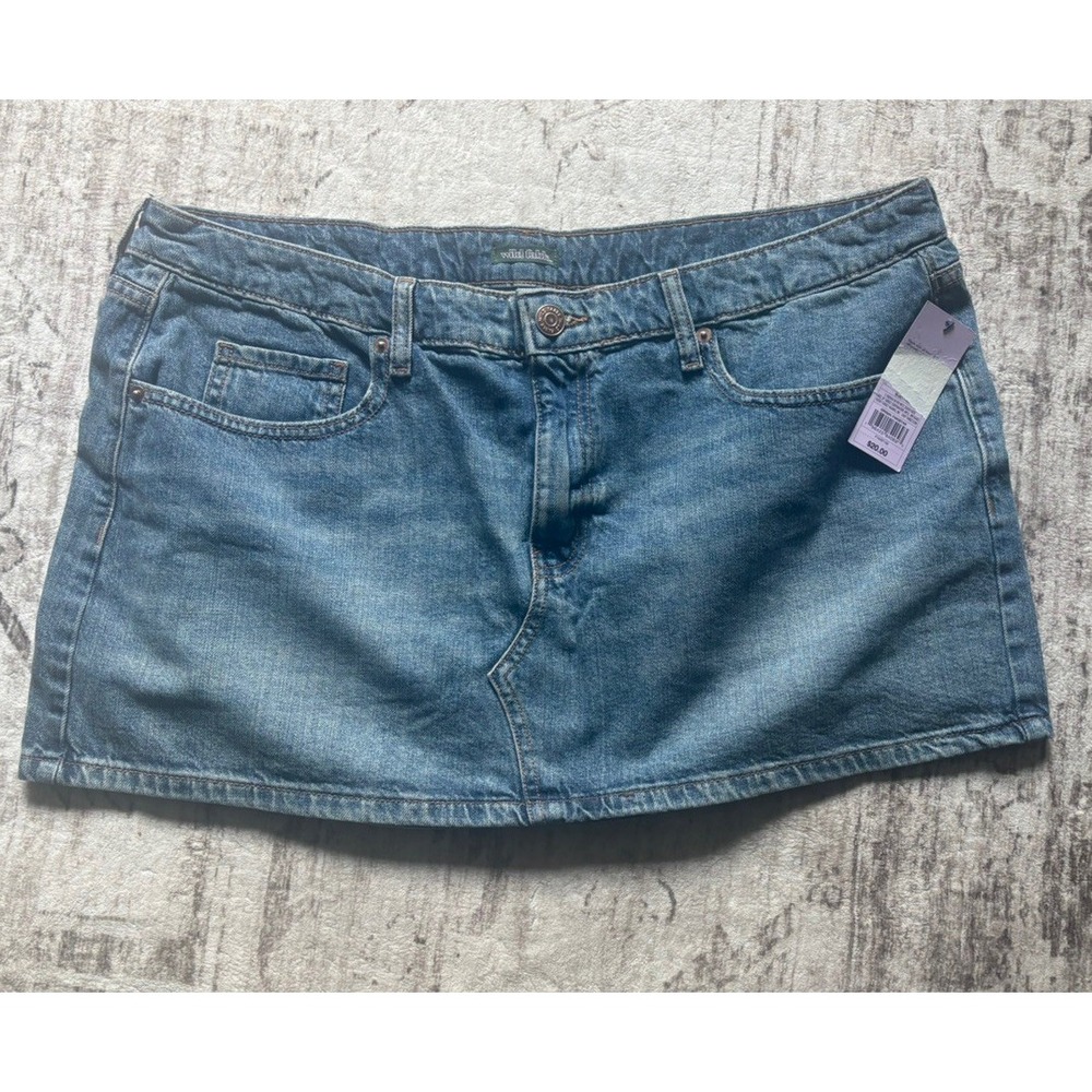 NWT Women's Wild Fable Size 17Blue Denim Mini Skirt
